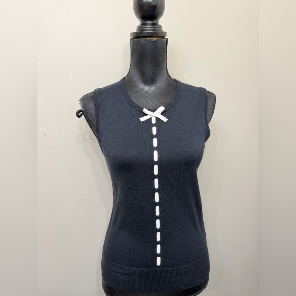 Brooks Brothers Women’s Black Knit Top with White Bow Detail XS